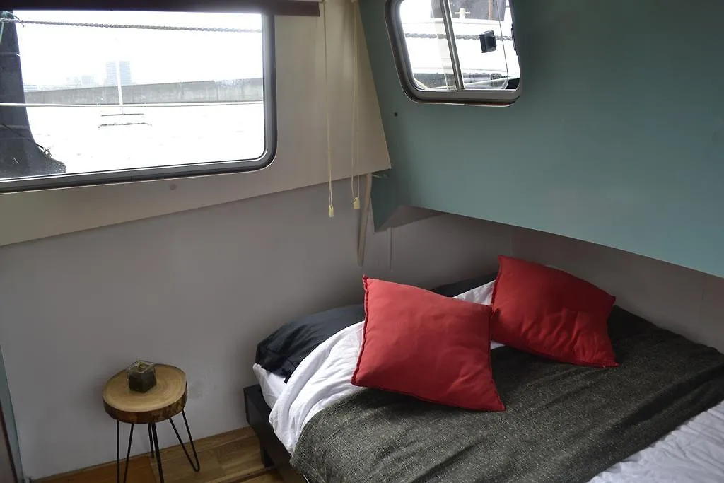 Floating B&B Amsterdam Couette-café